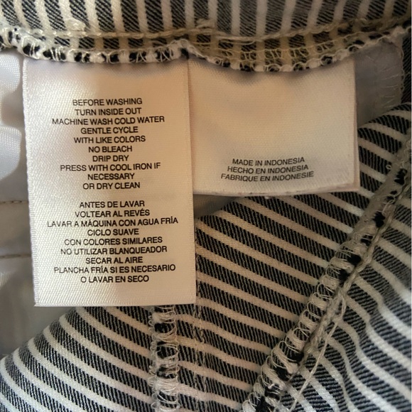 ANNE KLEIN STRIPED CAPRI’S SIZE 12 - Picture 10 of 15